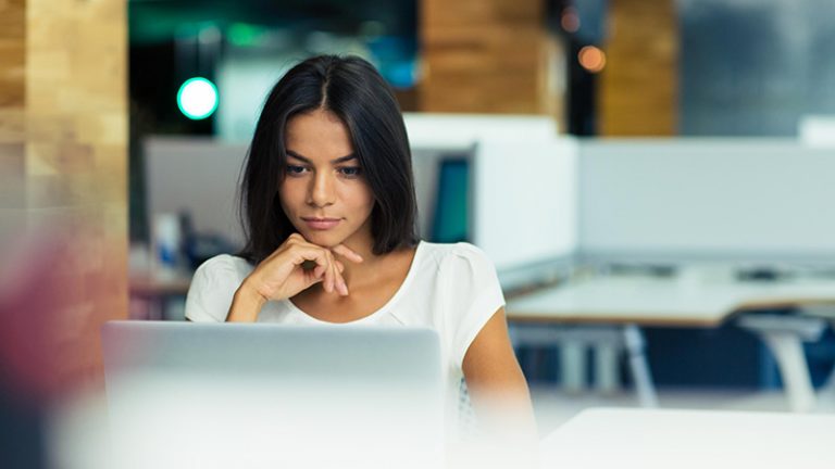 Educación semipresencial: ¿Por qué elegir esta modalidad de estudios?