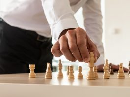 como-tomar-mejores-decisiones-empresariales-descubrelo-aqui-universidad-continental