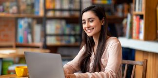 buscas-estudiar-a-distancia-encuentra-el-respaldo-de-10-anos-de-experiencia