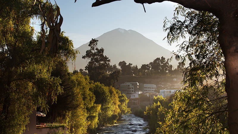 arequipa-la-ciudad-que-desafia-volcanes-y-forja-arequipenos-que-nunca-se-rinden