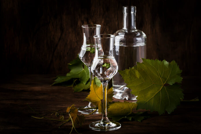 Grape,Vodka,,Pisco,-,Traditional,Peruvian,Strong,Alcoholic,Drink,In