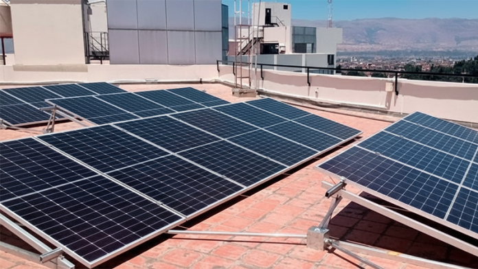 dia-del-ahorro-de-energia-cuanto-ahorras-con-energia-solar-universidad-continental-1