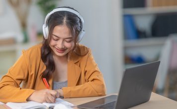 Intercambios virtuales: la nueva forma de vivir experiencias internacionales sin viajar Internacionalización en la Universidad Continental con intercambios virtuales