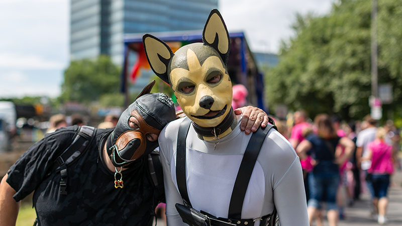 que-es-un-therian-psicologia-identidad-adolescentes Therian: ¿Identidad, moda o señal de alerta psicológica?